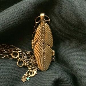 Lucky Brand Brass/ Rhinestone Pendant Lock